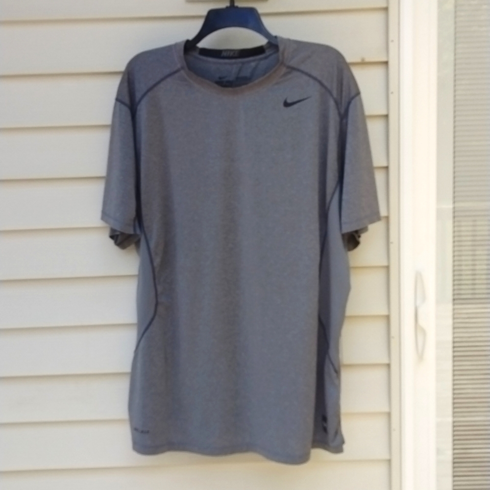 Men’s Nike Gray Dri-FIT Athletic Shirt